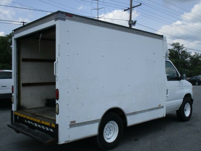 1993 Ford E-Series Van E-250 BOX TRUCK - photo 6