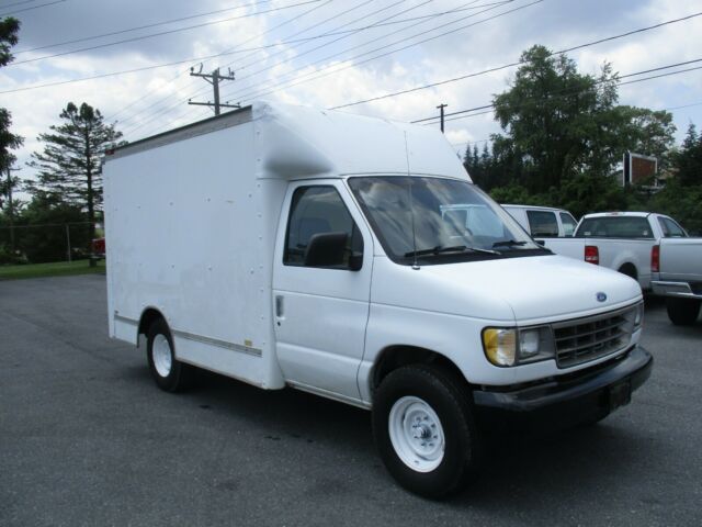 1993 Ford E-Series Van E-250 BOX TRUCK - photo 8