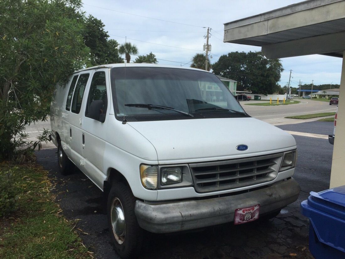 1993 Ford E-250 Econoline Van White RWD Automatic E250 SUPER DUTY VAN 1993 Ford E-250 Econoline E250 SUPER DUTY VAN