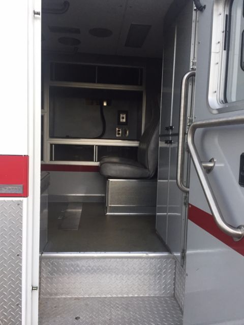1993 Ford E-Series Van - photo 10