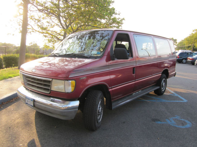 1993 FORD E-350 CLUB WAGON XLT VAN E-350 International 7.3 Diesel Engine 1 Ton 1993 Ford E-Series Van Club Wagon XLT
