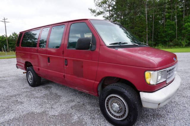 1993 Ford E-350 Wagon Passenger/Cargo Van in Mississippi NO RESERVE 5.8L Gas 1993 Ford E-Series Van Wagon