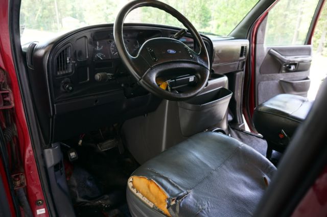 1993 Ford E-Series Van Wagon - photo 11
