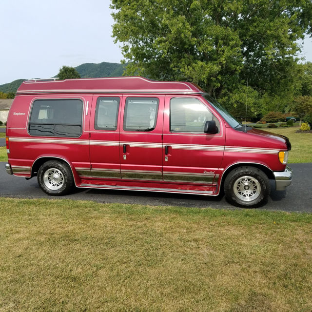 1993 Ford E-Series Van E150 - photo 2