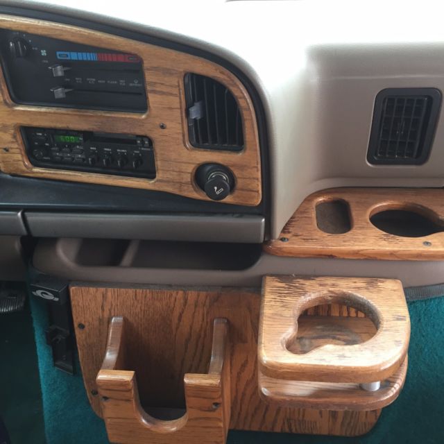 1993 Ford E-Series Van silver - photo 8