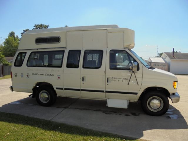 1993 Ford E-Series Van HANDICAP WHEELCHAIR LIFT ACCESSIBLE - photo 3