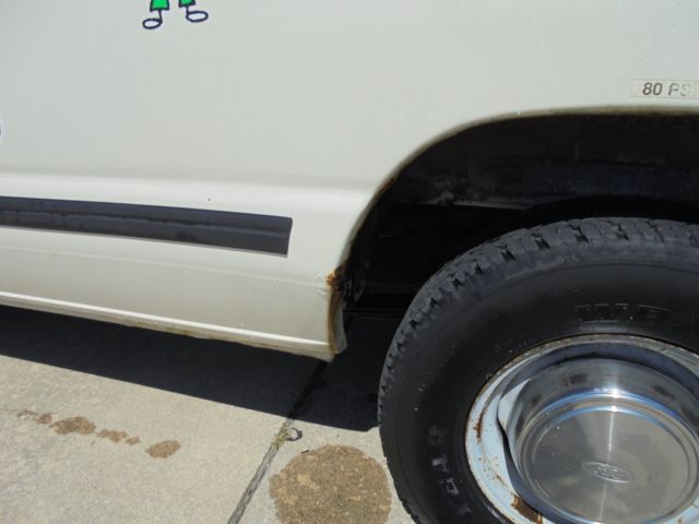 1993 Ford E-Series Van HANDICAP WHEELCHAIR LIFT ACCESSIBLE - photo 8