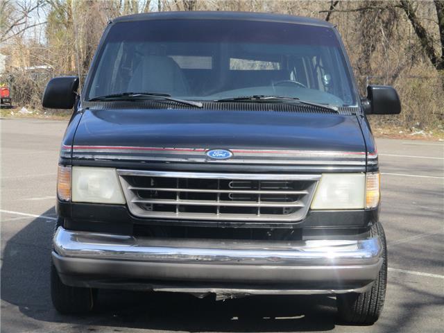 1993 Ford E-Series Van E 150 Van HANDICAP BUS WHEELCHAIR RAMP VAN! - photo 2