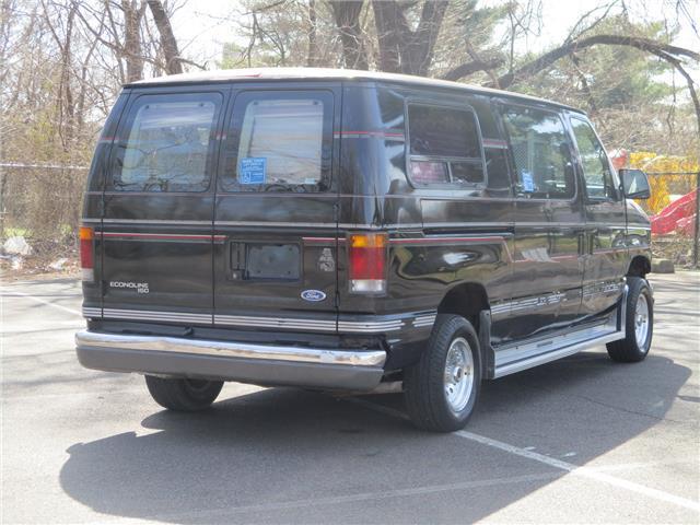 1993 Ford E-Series Van E 150 Van HANDICAP BUS WHEELCHAIR RAMP VAN! - photo 7