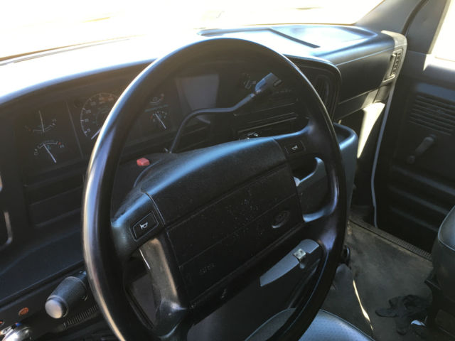 1993 Ford E-Series Van Base Standard Cargo Van 2-Door - photo 4