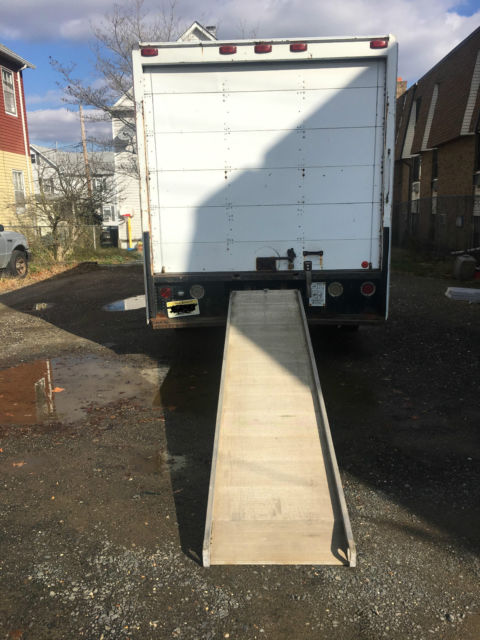 1993 Ford Other Box Truck - photo 3
