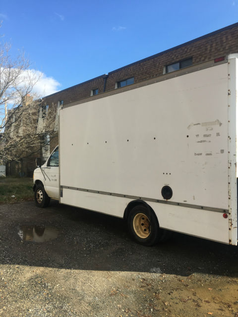 1993 Ford Other Box Truck - photo 4
