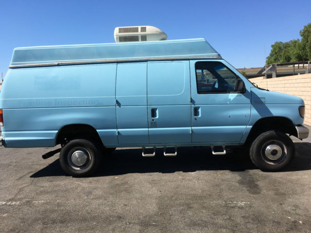 1993 FORD ECONOLINE HIGH TOP 4X4 7.5L V8 CARGO VAN 2-DOOR 4WD AUTO LEATHER BLUE 1993 Ford E-Series Van Base Standard Cargo Van 2-Door