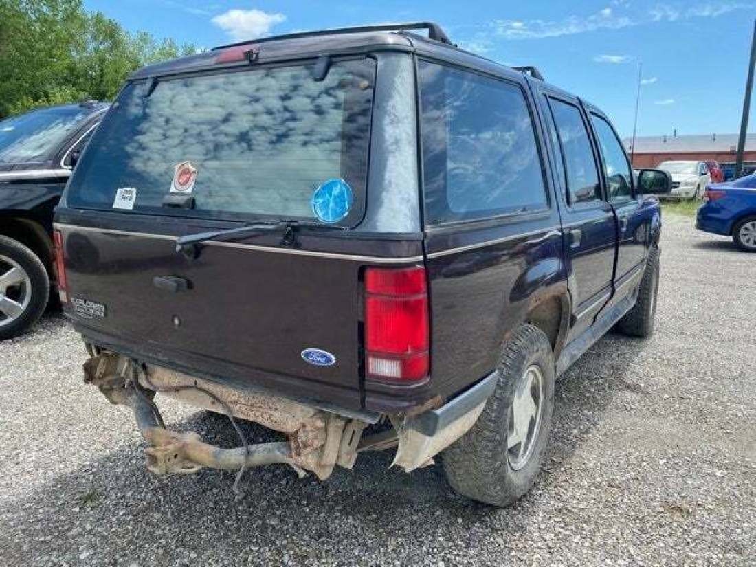 1993 Ford Explorer XLT 112 WB - photo 4