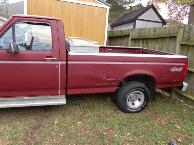 1993 Ford F-150 XL - photo 2