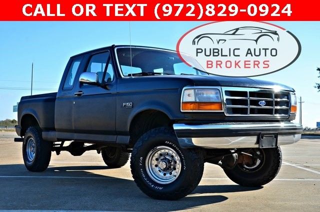 1993 Ford F-150 XL 130777 Miles Super Cab 5.0L V8 EFI 4-Speed Manual 1993 Ford F-150 XL