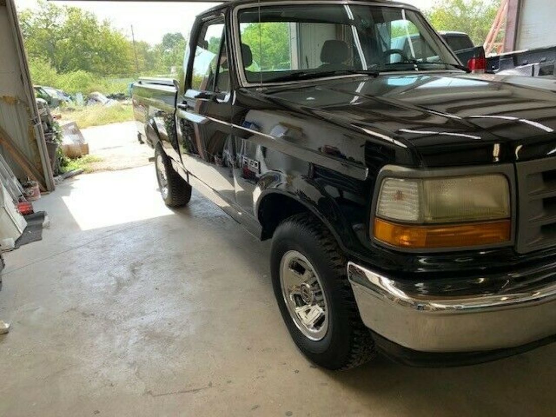1993 Ford F-150 XL - photo 3