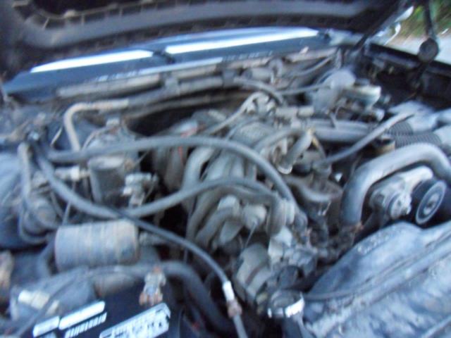 1993 Ford F-150 XL Standard Cab Pickup 2-Door - photo 13