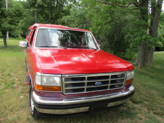 1993 Ford F-150 XLT - photo 2