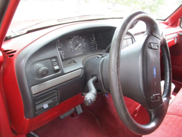1993 Ford F-150 XLT - photo 8