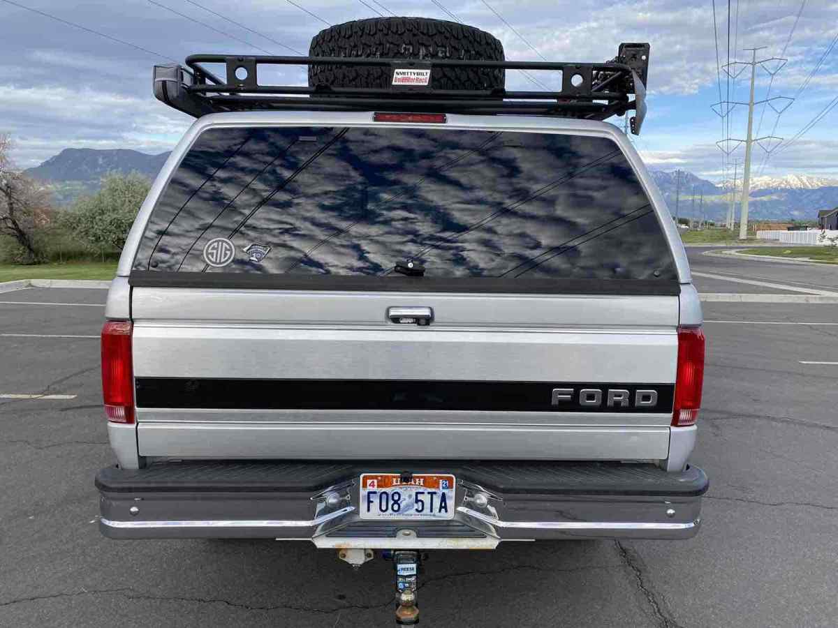 1993 Ford F-150 XLT - photo 2