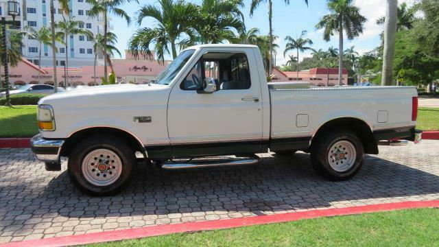 1993 Ford F-150 XLT Short Bed Styleside - photo 12