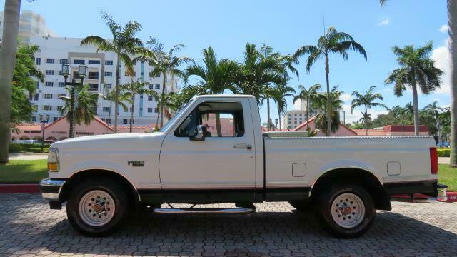 1993 Ford F-150 XLT Short Bed Styleside - photo 13