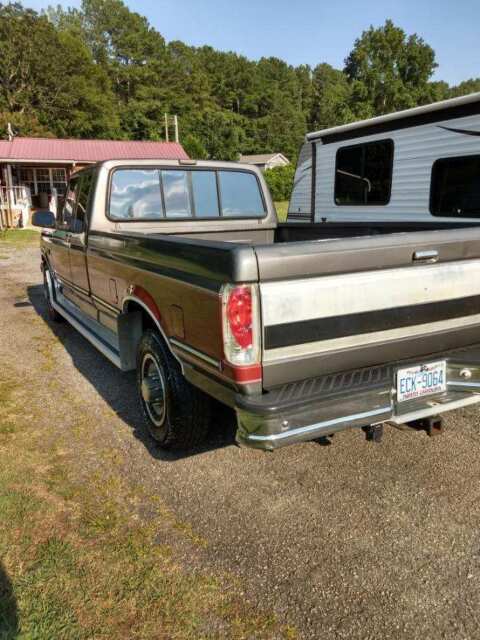 1993 Ford F-250 XLT - photo 7