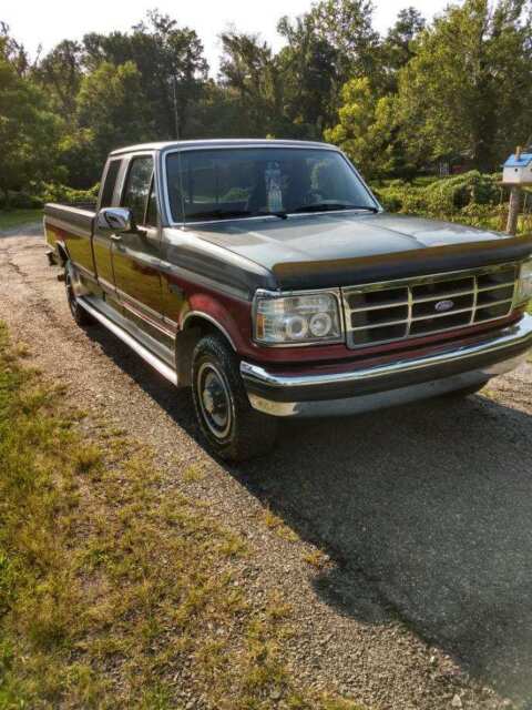 1993 Ford F-250 XLT - photo 8