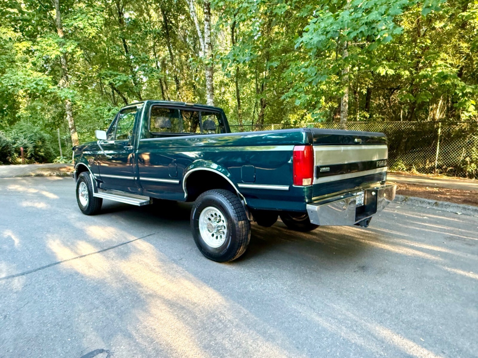 1993 Ford F-250 XLT - photo 3