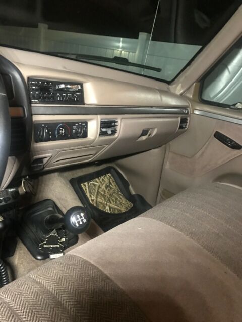 1993 Ford F-250 xlt - photo 11