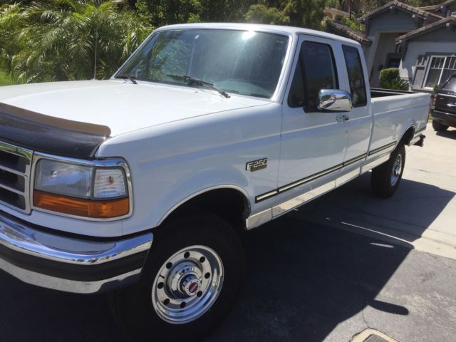 1993 Ford F-250 xlt Great condition Low Mileage Used but meticulously maintained 1993 Ford F-250 XLT
