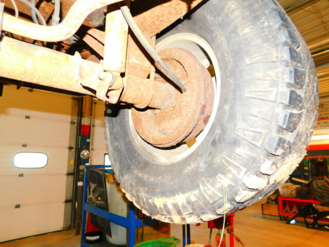 1993 Ford F-350 - photo 12