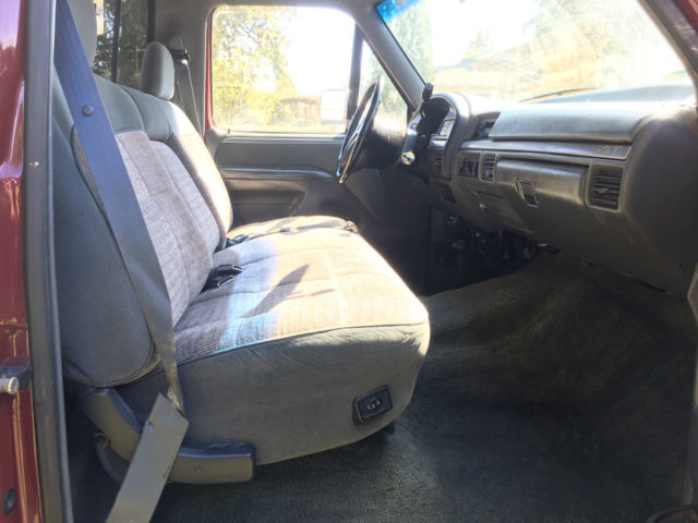1993 Ford F-350 7.5L 4X4 XLT Standard Cab Pickup 2-Door - photo 12
