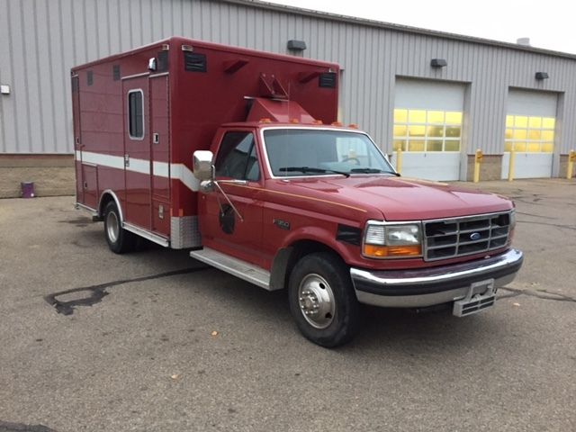 1993 Ford F-350 XLT Standard Cab Pickup 2-Door - photo 5