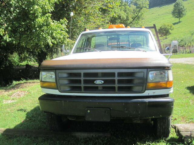 1993 Ford F-450 - photo 11