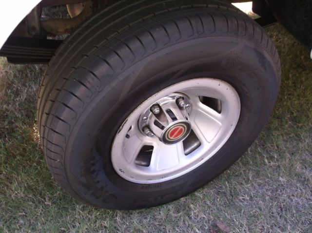 1993 Ford F-150 XL - photo 10