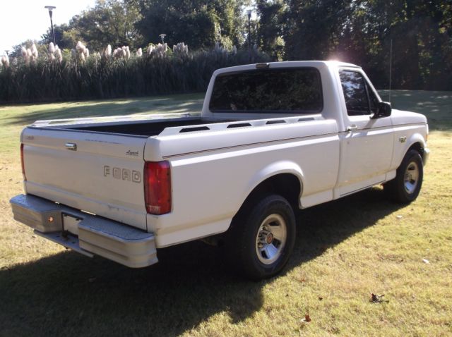 1993 Ford F-150 XL - photo 6