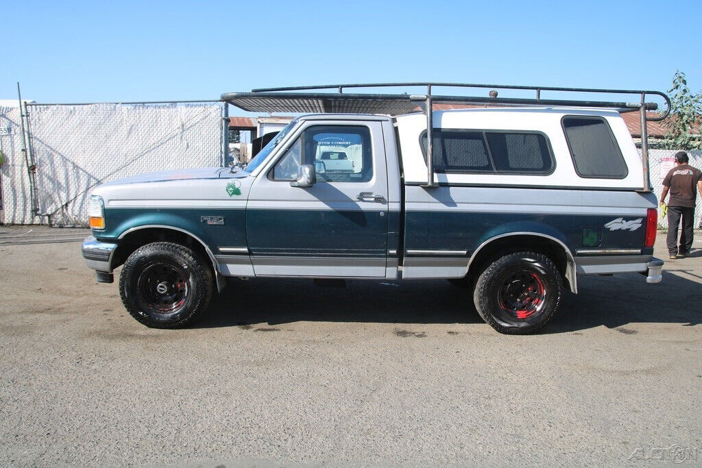 1993 Ford F-150 XLT - photo 3