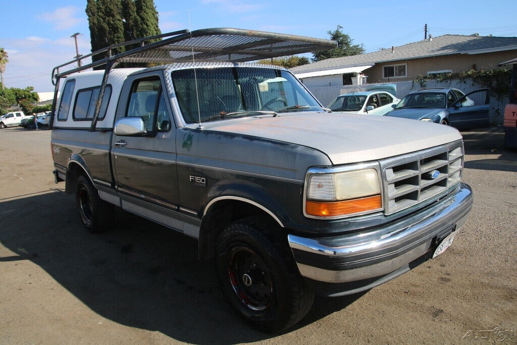 1993 Ford F-150 XLT - photo 8