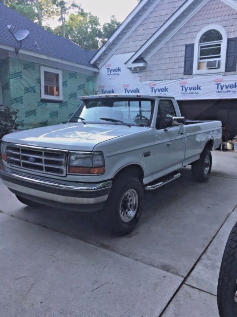 1993 Ford F-250 XL - photo 2