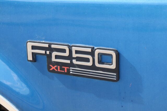 1993 Ford F-250 XLT Single Cab - photo 10