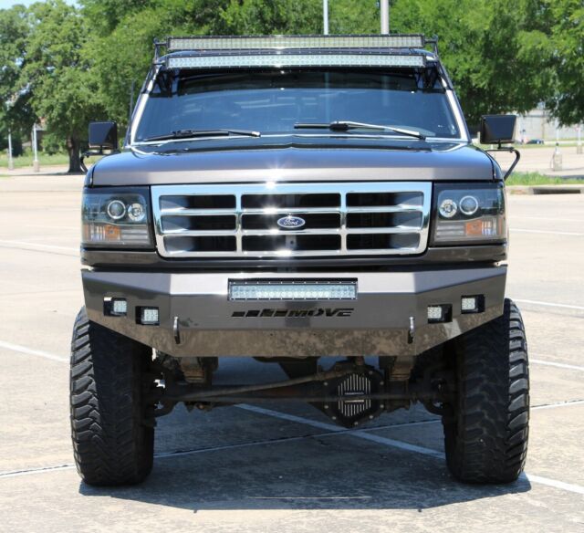 1993 Ford F-250 XLT - photo 2