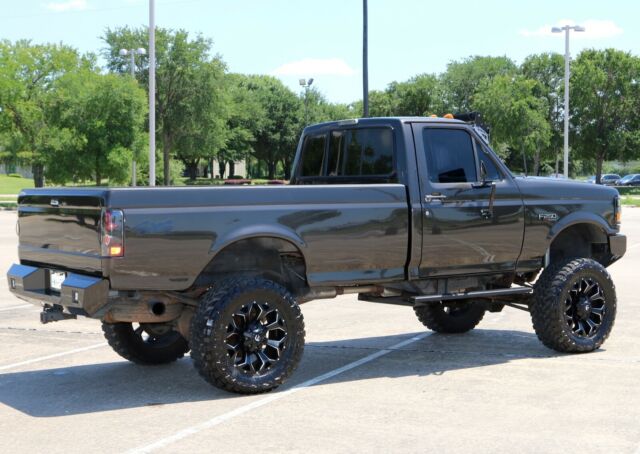 1993 Ford F-250 XLT - photo 4