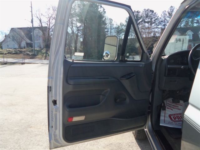 1993 Ford F-250 XL - photo 9