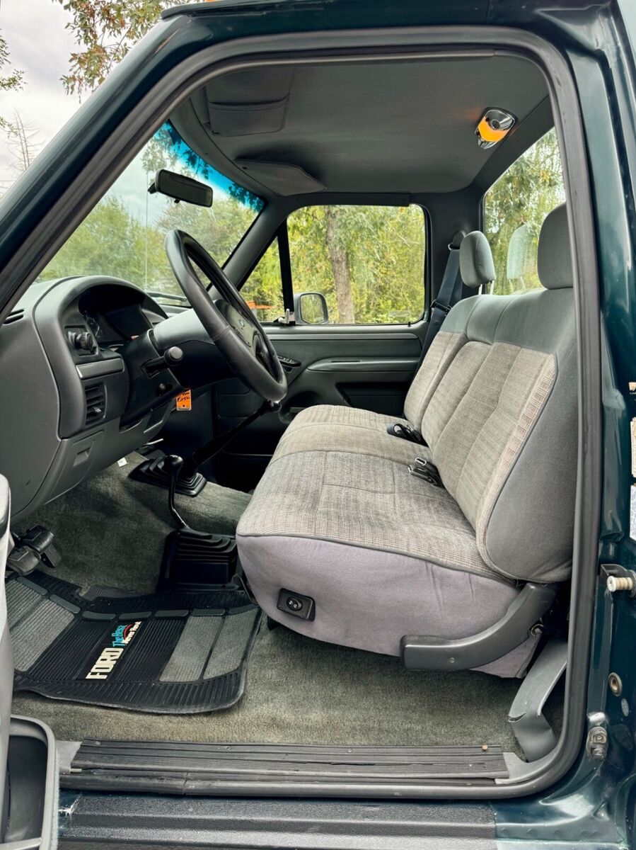1993 Ford F-250 XLT HD 5-SPEED 7.3L DIESEL - photo 7