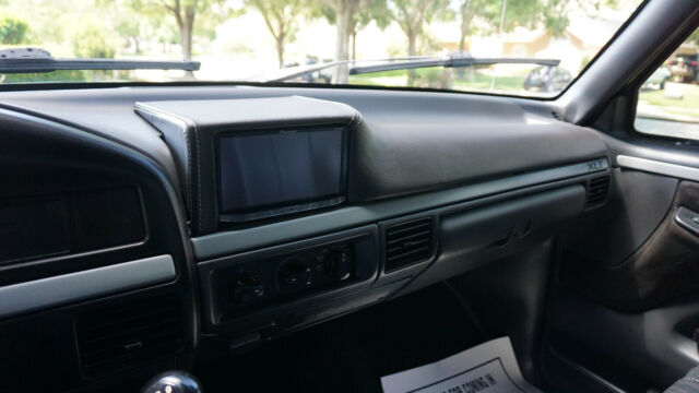 1993 Ford F-350 7.3L IDI TURBO Diesel 4X4 manual - photo 5
