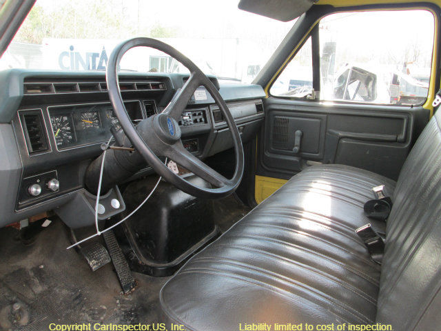 1993 Ford Other Pickups Base Straight Truck - Medium Conventional - photo 8