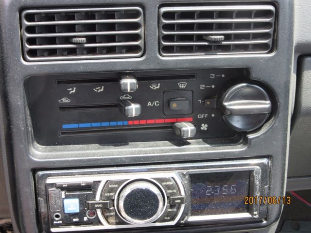 1993 Ford Festiva - photo 9