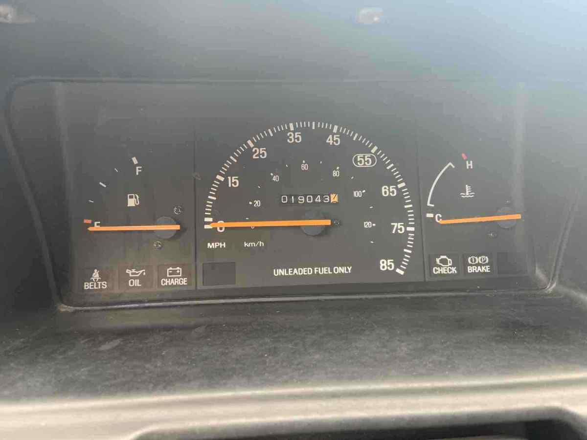 1993 Ford Festiva L - photo 12